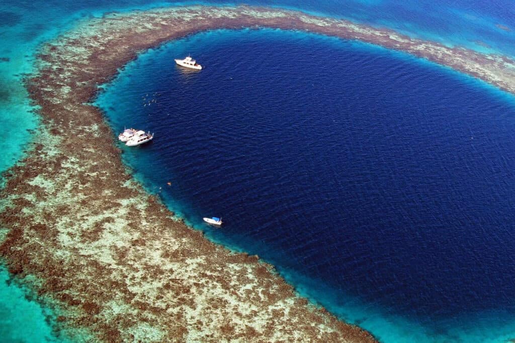 Belize Blue Hole (Liveaboard)
