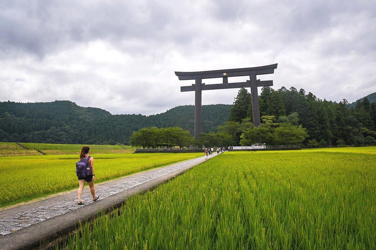 Best Time To Travel To Japan Travel Time And Avoidance Two Walking 