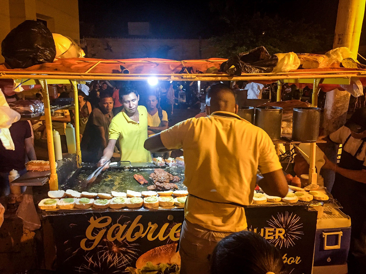 Things to do in Cartagena Colombian street burger