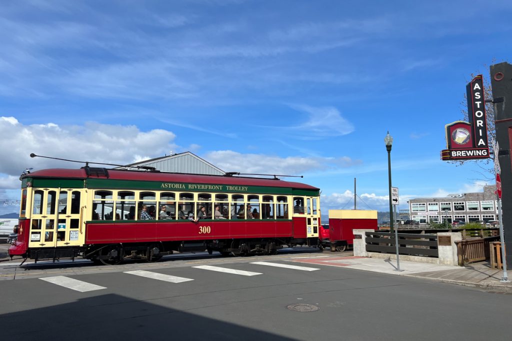 Trolley Astoria Oregon