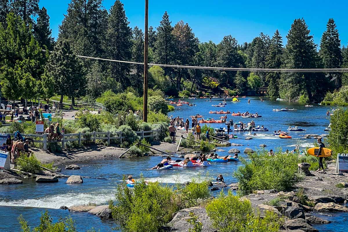 Floating the Deschutes River in Bend, Oregon | Two Wandering Soles