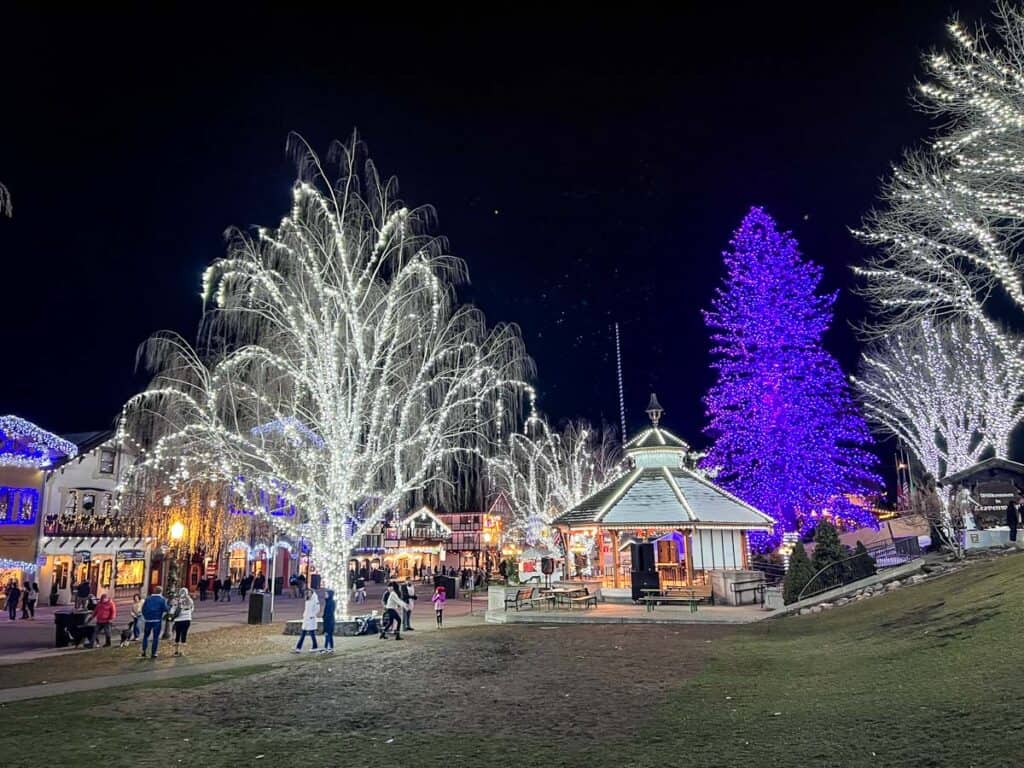 Leavenworth Washington winter Front Street Park