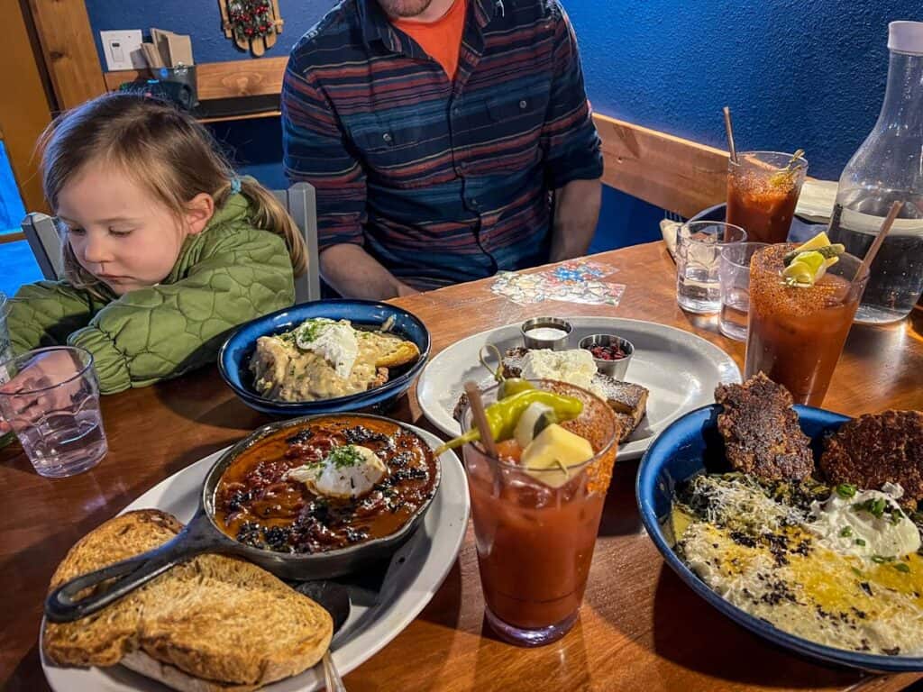 Brunch Bear Bear Leavenworth Washington