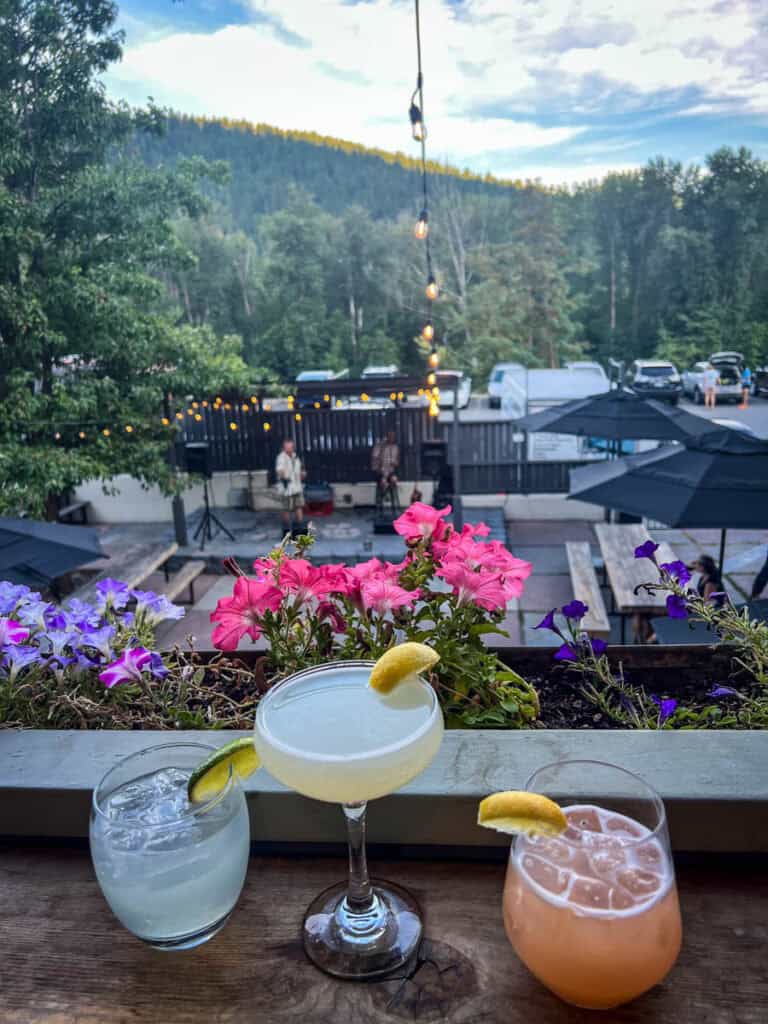 Cocktails Iconoclast Cafe and Bar Leavenworth Washington LOGE Hotel