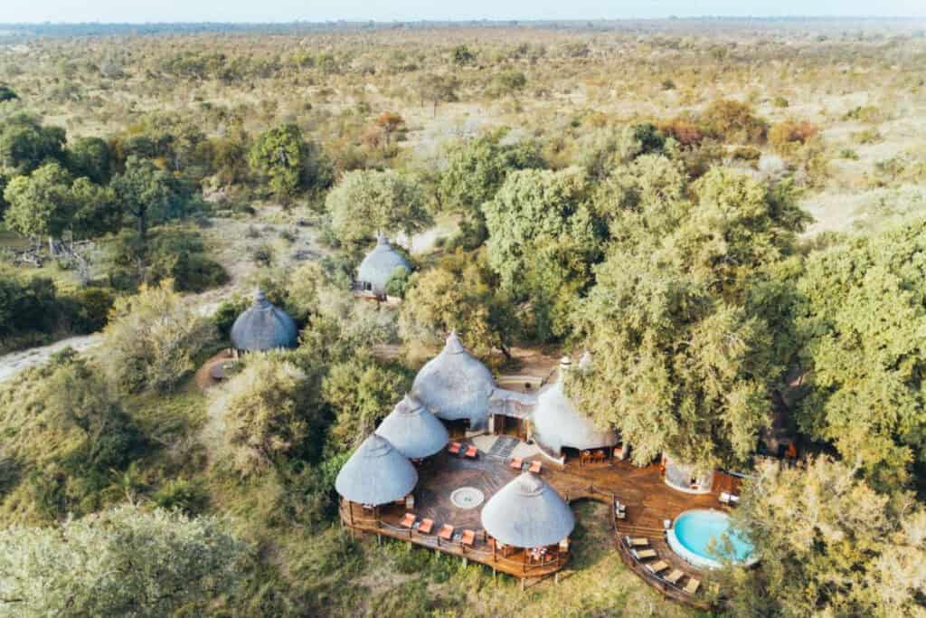 Hoyo Hoyo Safari Lodge (Booking)