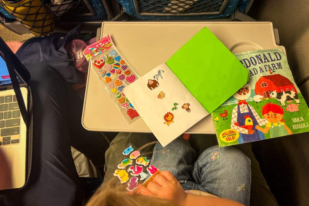 quiet activities on the train in Japan with kids