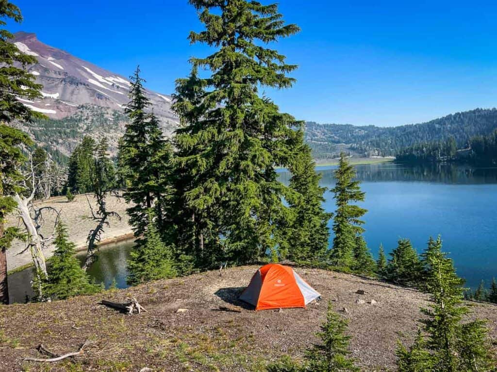 Green Lakes Bend Oregon tent backcountry camping 