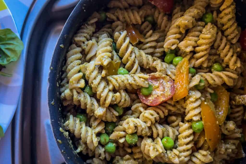 Pesto pea pasta