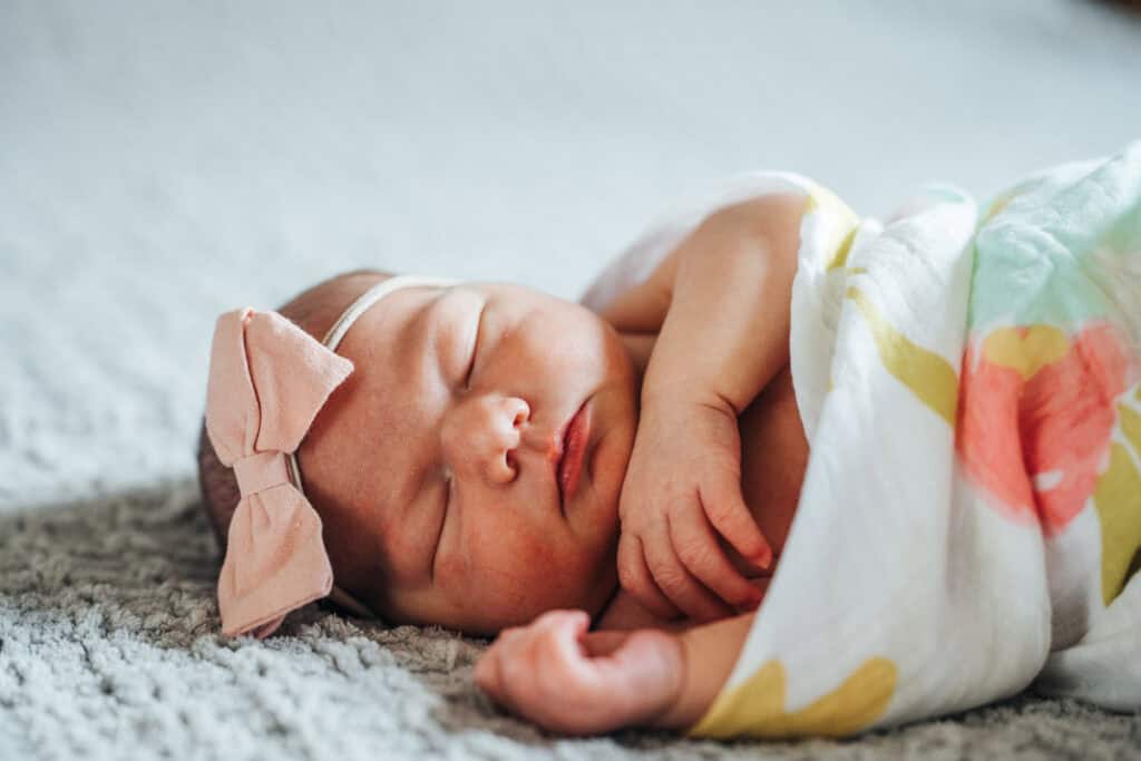 Birth story Senya newborn photo